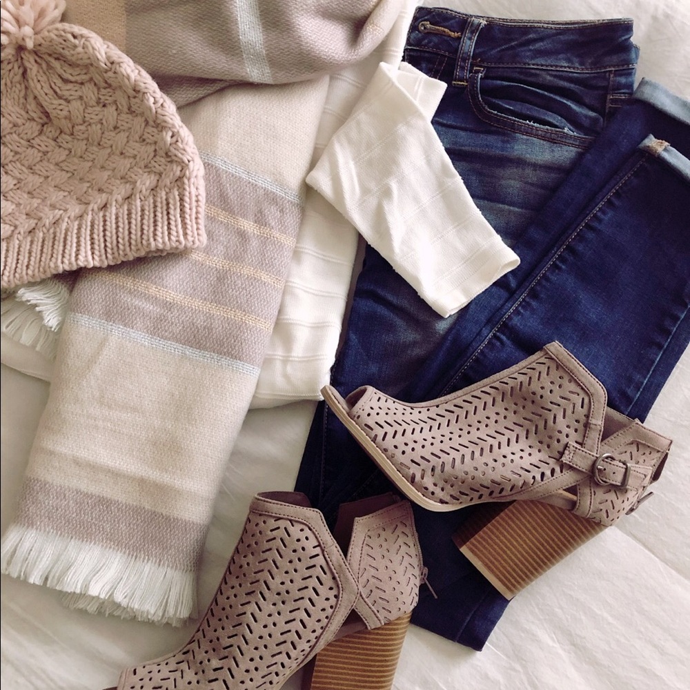 Qupid Perforated Peep Toe Booties